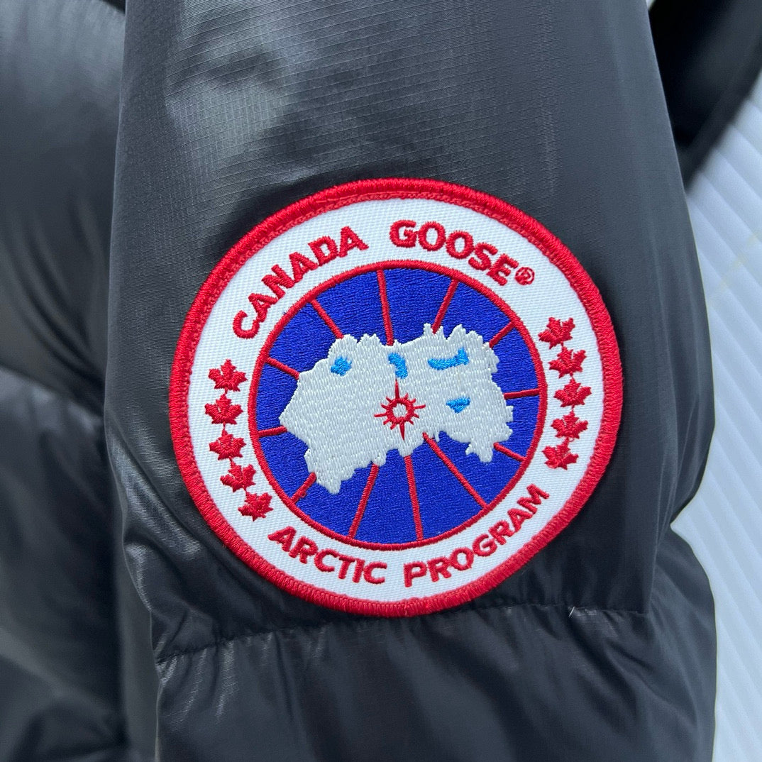 Canada Goose Crofton Down Jacket - 2023 Limited Edition (Unisex)