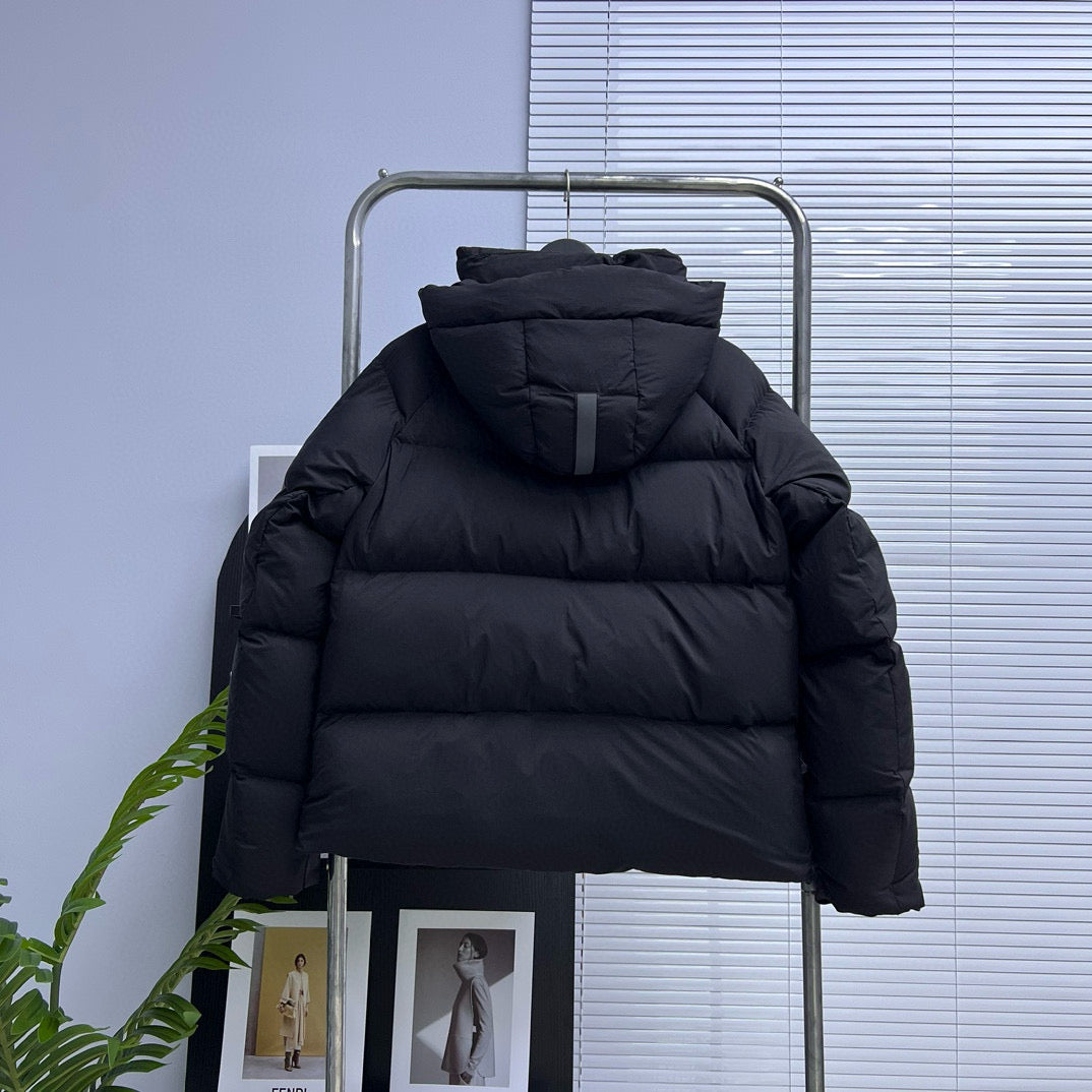 Canada Goose Junction  Down Jacket - Reflective Edition