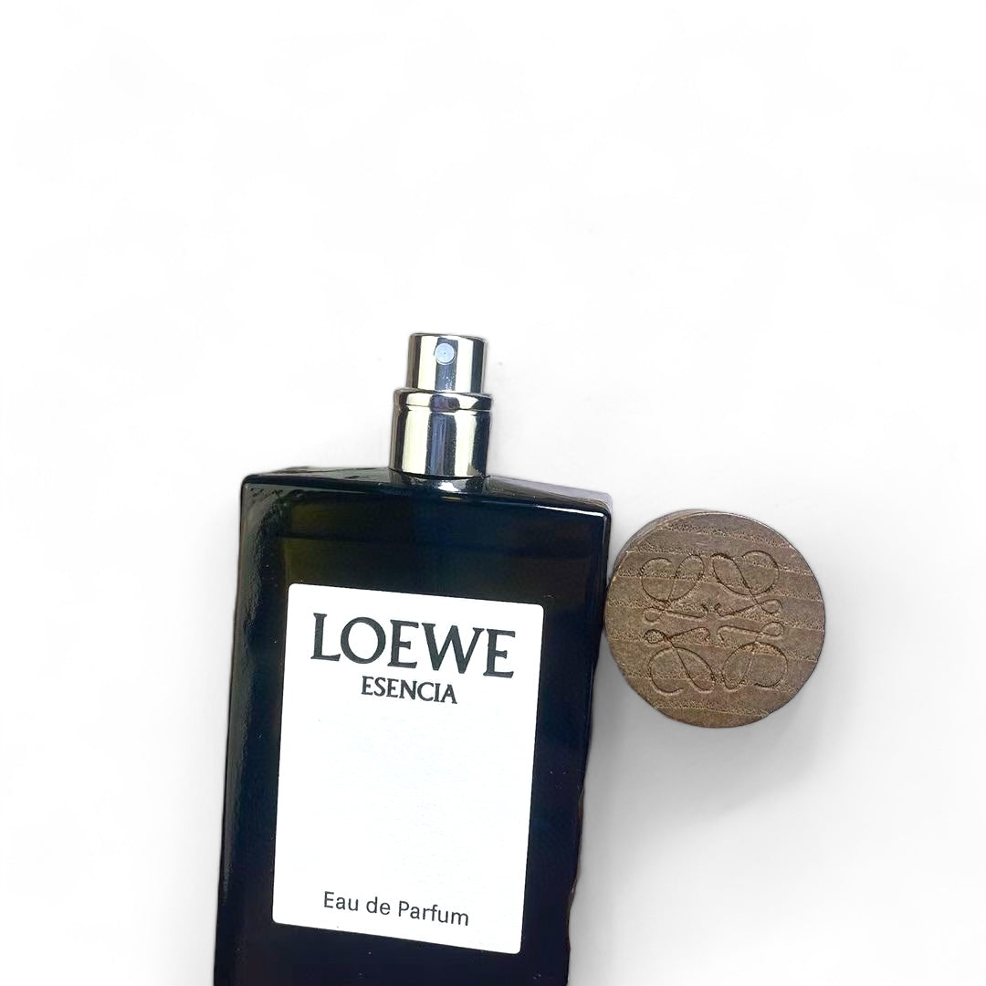 LOEWE Esencia Eau de Parfum sophisticated and captivating fragrance designed for men. - 100ml | loewe-esencia-eau-de-parfum-sophisticated-and-captivating-fragrance-designed-for-men-100ml