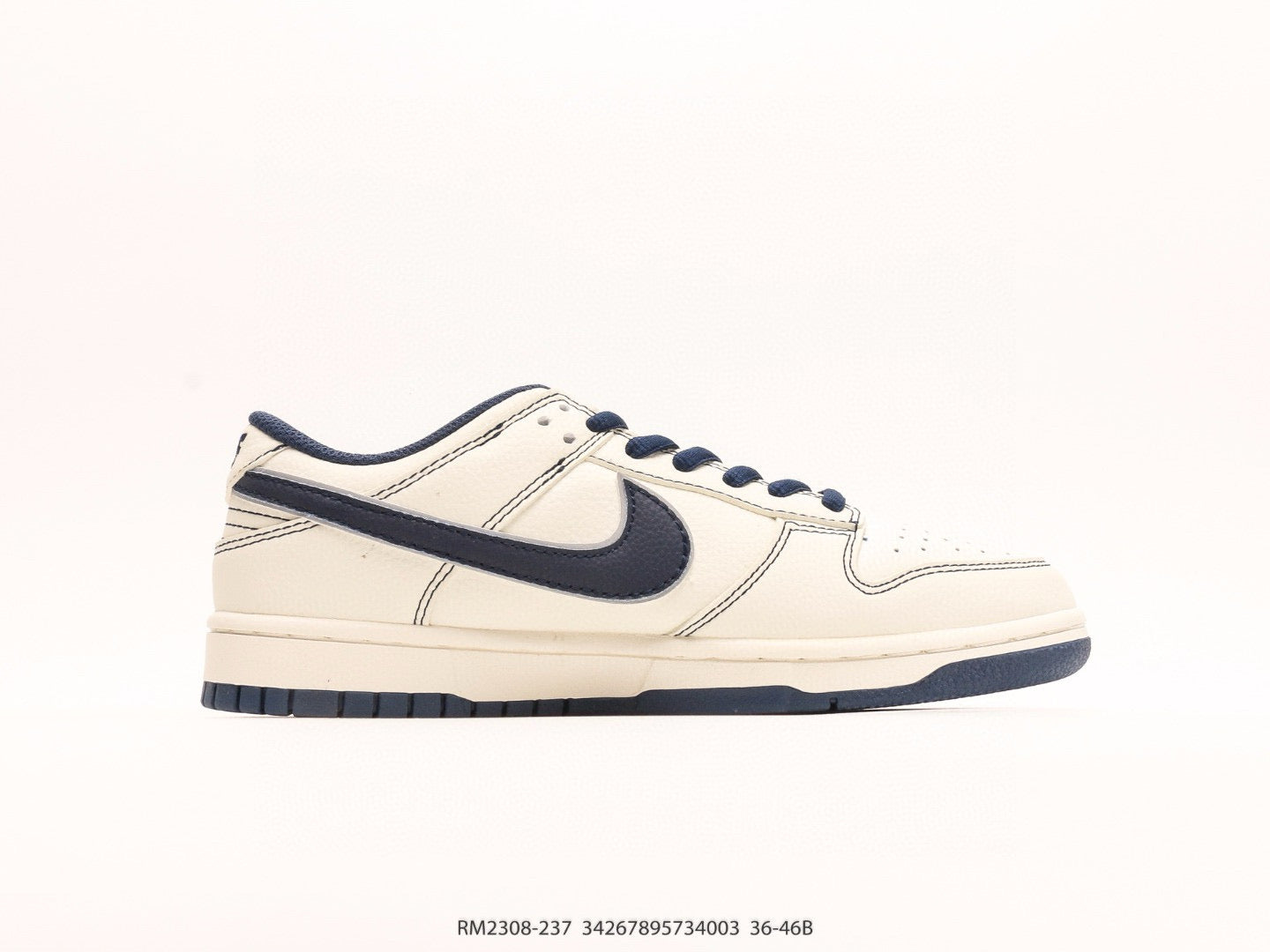 Supreme x Nike SB Dunk Low Exclusive Limited Edition | supreme-x-nike-sb-dunk-low-exclusive-limited-edition-2