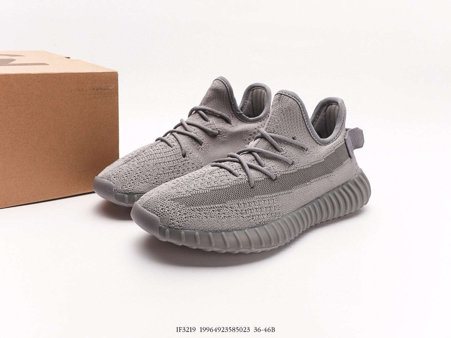 Adidas Yeezy Boost 350 V2  sneaker in Grey color | adidas-yeezy-boost-350-v2-sneaker-in-grey-color