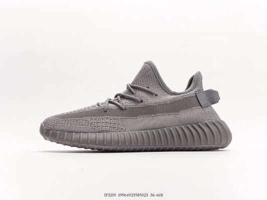 Adidas Yeezy Boost 350 V2  sneaker in Grey color | adidas-yeezy-boost-350-v2-sneaker-in-grey-color