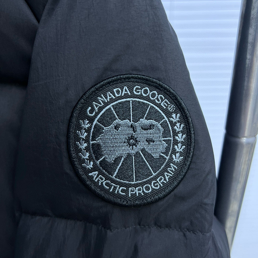 Canada Goose Junction  Down Jacket - Reflective Edition