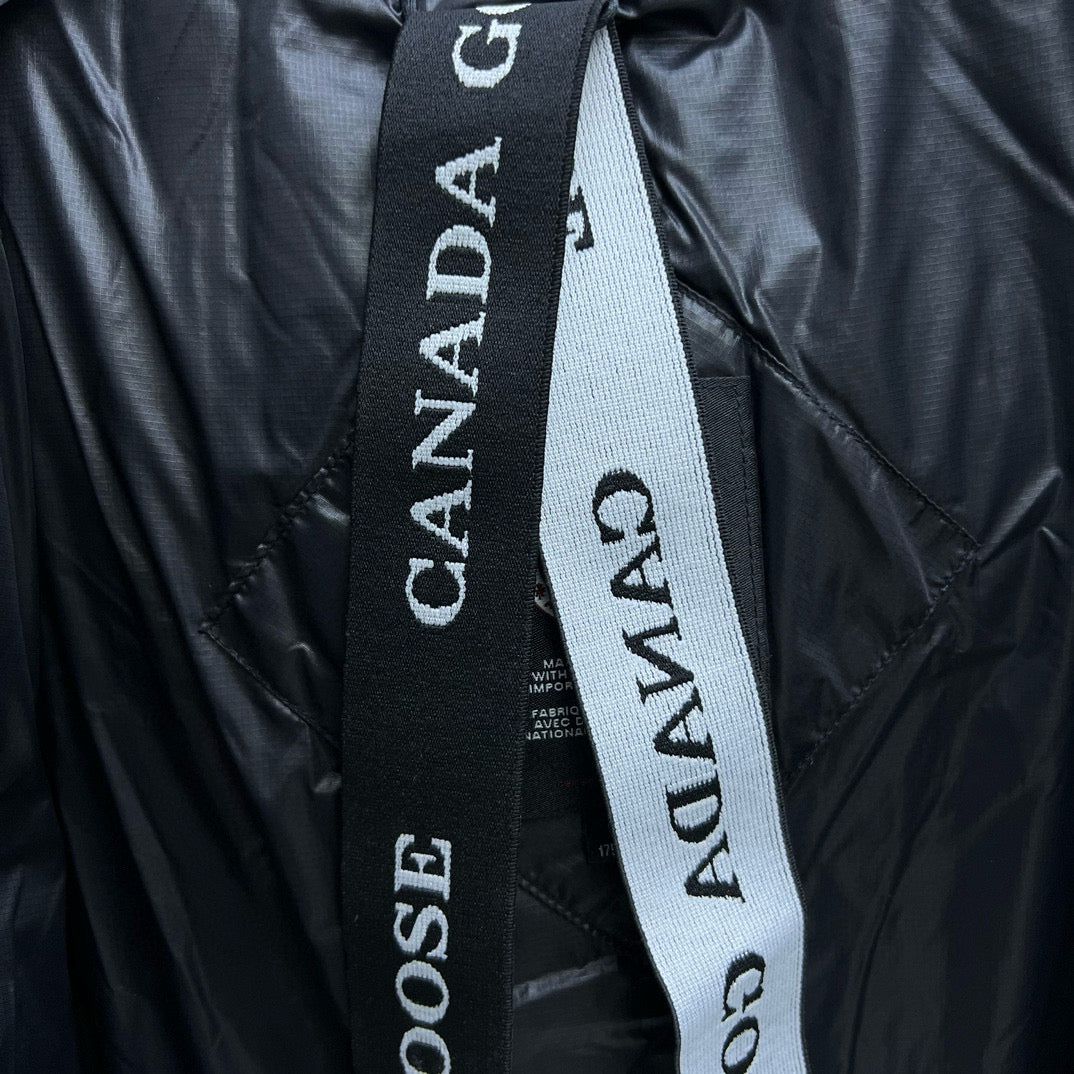 Canada Goose Crofton Down Jacket - 2023 Limited Edition (Unisex)