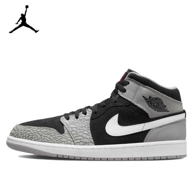 Air Jordan 1 Mid 'Chicago' Red and White For Men Classic Retro Basketball Sneakers Shoes 554724-173 | air-jordan-1-mid-chicago-red-and-white-for-men-classic-retro-basketball-sneakers-shoes-554724-173