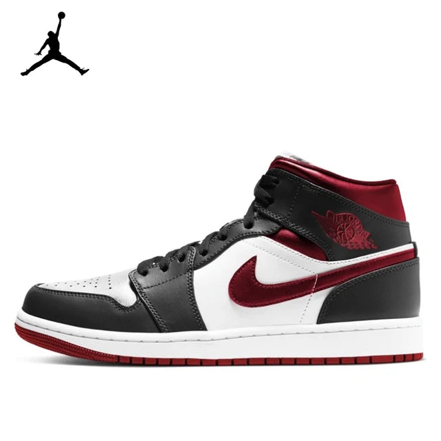 Air Jordan 1 Mid 'Chicago' Red and White For Men Classic Retro Basketball Sneakers Shoes 554724-173 | air-jordan-1-mid-chicago-red-and-white-for-men-classic-retro-basketball-sneakers-shoes-554724-173